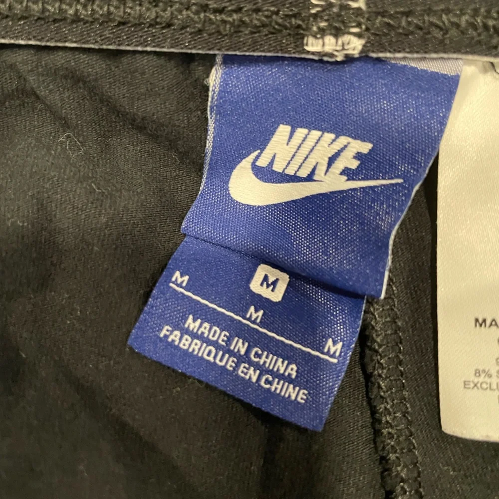 Nike Womens Medium Black Club Logo Leggings Ankle Swoosh Cotton Spandex Tights